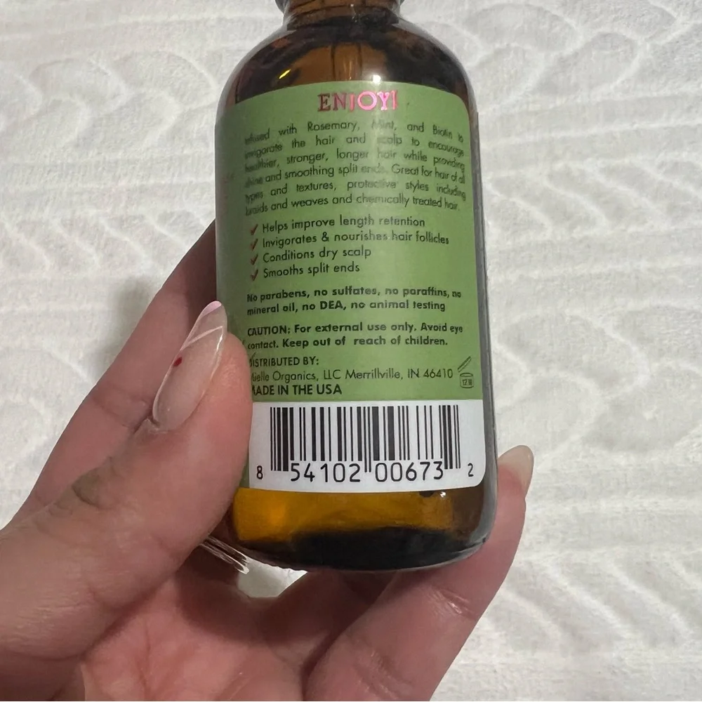 💗 Mielle - Rosemary Mint Scalp & Hair Strengthening Oil -‎ Green